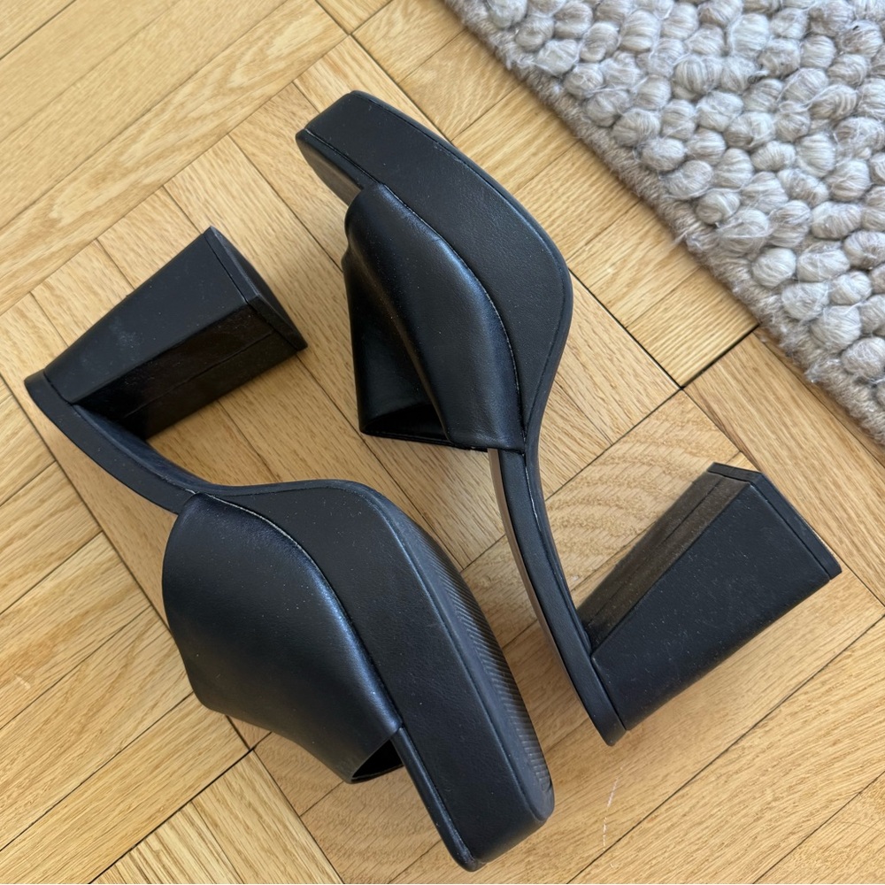 Black Block Heel Slide Sandals - Women's Fashion Heels